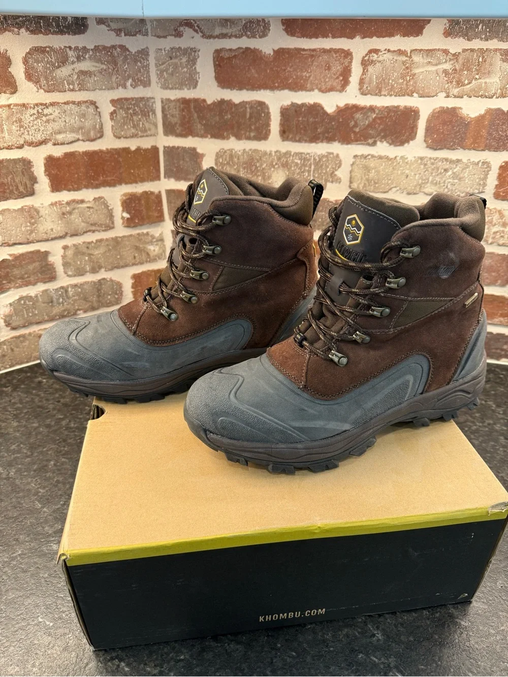Khombu Men's Brown and Gray Insulated Waterproof Boots, Size 11